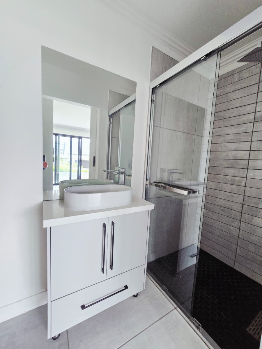 4 Bedroom Property for Sale in Kingswood Golf Estate Western Cape